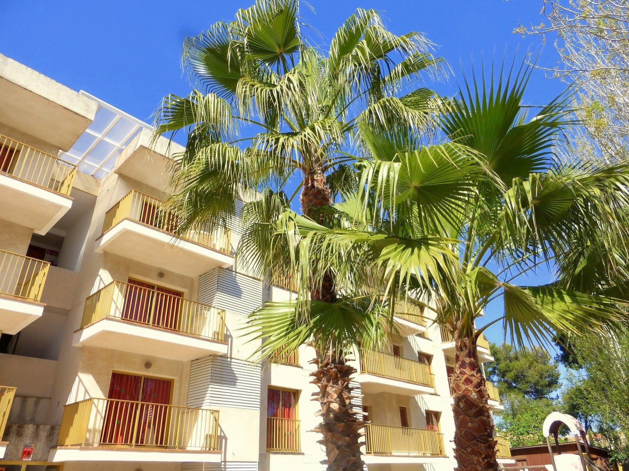 Rentalmar Pins Marina كامبريلس المظهر الخارجي الصورة